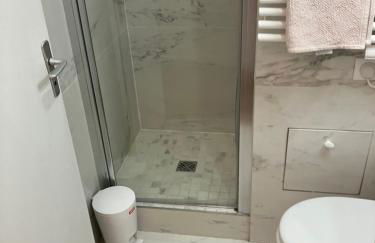 Studio sympa à Paris en métro -balcon & wifi - Foto 4