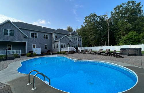9 Bedroom Saratoga Retreat, In-Ground Heated Pool, HotTub, Firepit, Gourmet Kitchen, Private Office - Foto 9