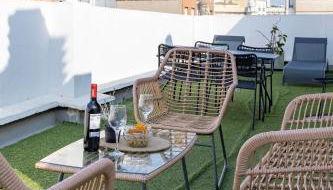 Travel Habitat - Ático Centro - Photo 3