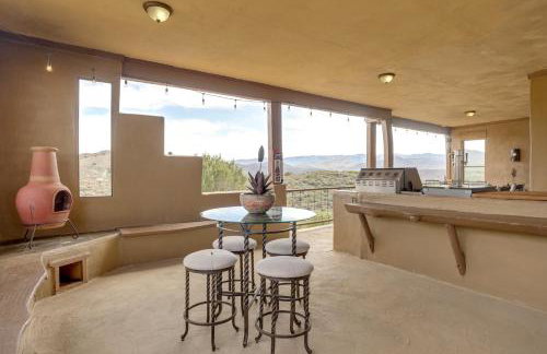 Mtn-View Adobe Home with Large Deck Near Prescott! - Foto 30