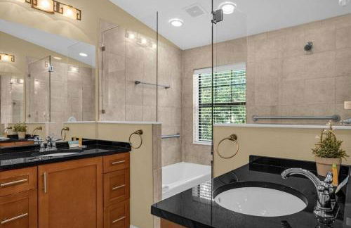 Enchanted 4BR Family Style Townhome in Disney Area - Photo 52