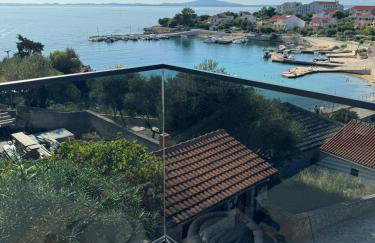 Apartments Solis, 50 m from the sea - Jakišnica - Photo 17