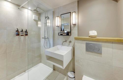 Brook Bottom Farm luxury apartments and Farmhouse - Photo 33