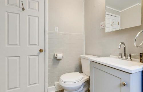 6 Mi to Dtwn Attractions Buffalo Apartment! - Photo 16