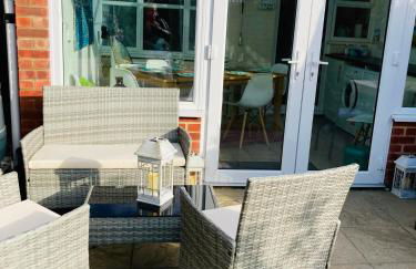 Stunning Seafront House with garden and private parking - Foto 72