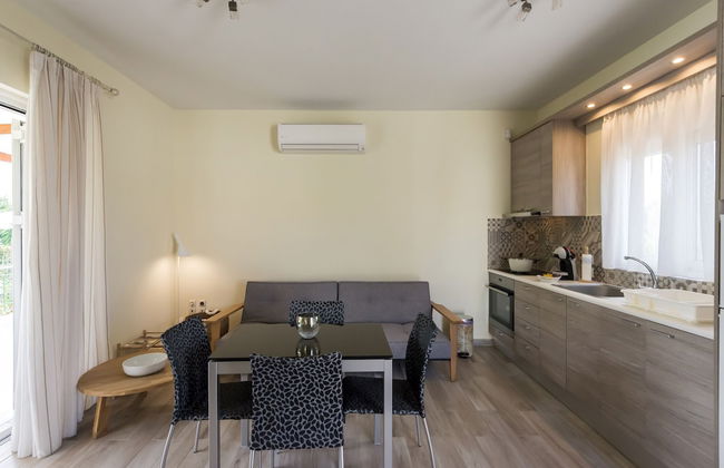 Estia Coastal Dream - Lush & Enchanting Garden Gem - Foto 15