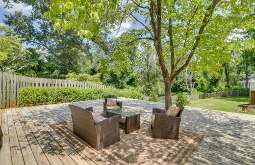 Charming Retreat in Charlottesville with Deck! - Foto 3