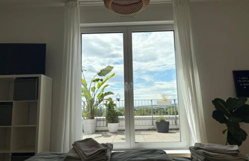 Penthouse Apartment - Photo 2