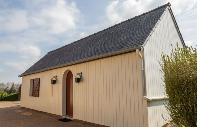 Apartment in La Richardais with garden - Photo 15