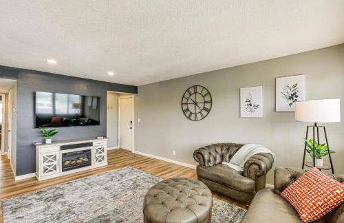 Pool Access and Lake Views Osage Beach Family Gem - Photo 4