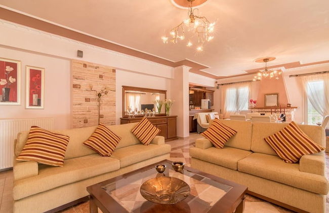 Fontana Holiday Home - Photo 12