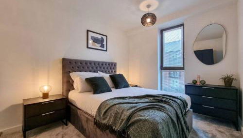 Stunning 4-bedroom Townhouse with Free Parking - Foto 3