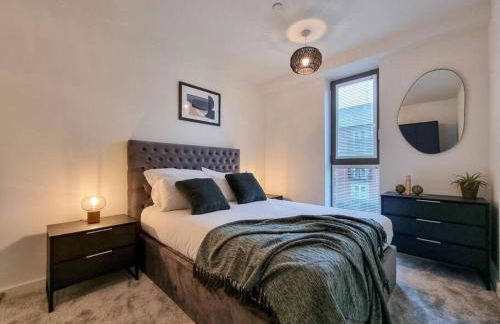 Stunning 4-bedroom Townhouse with Free Parking - Foto 3