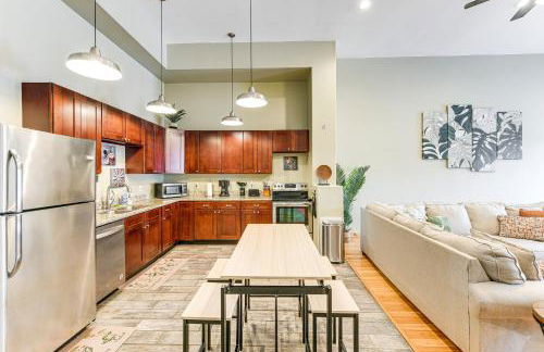 Bring a Pet Historic Downtown Olean Apartment - Foto 2