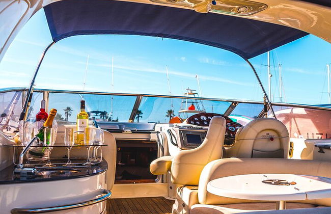 Tarde de iate em lagos com bebidas, tapas, pranchas de remo e caiaque - Foto 21