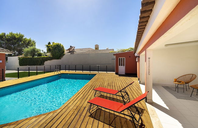 Poolside Paradise: Your Dream Retreat In Cascais W/ S-Pool, Gym And Parking - Foto 27