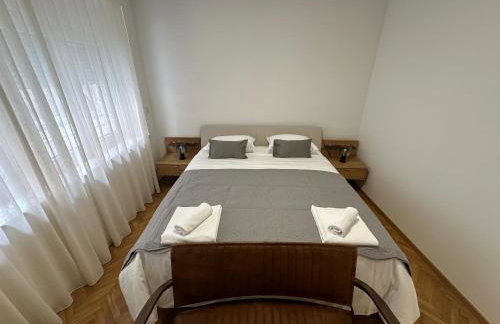 Emily at CITY CENTER - Foto 23