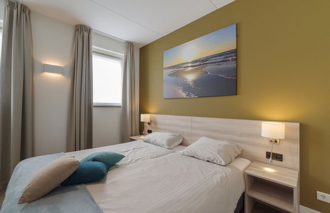 5 bedroom House in Colijnsplaat with garden and terrace - Photo 12