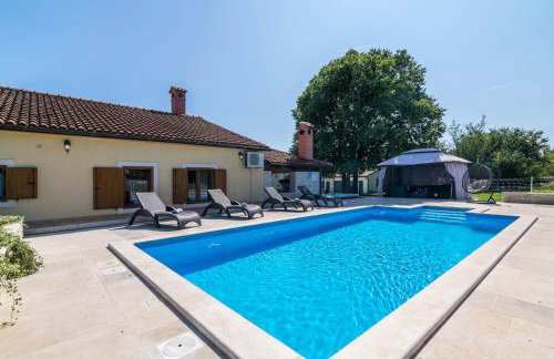 Villa Emanuel Comfortable Holiday Residence - Foto 61