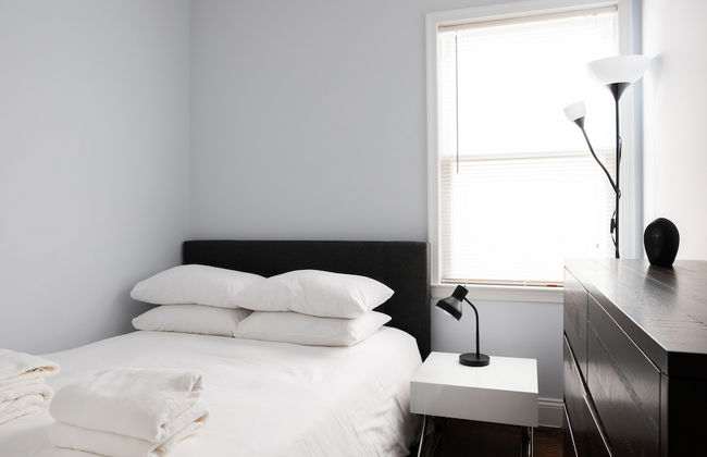 Giles Ave 6 Bedroom Gem - Foto 2