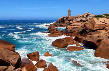 Coeur de granit rose, meublé alliant le charme de l'authentique breton et du confort, classé 3 étoiles, à 5mn de 13 plages de la réputée cote de granit rose - Foto 12