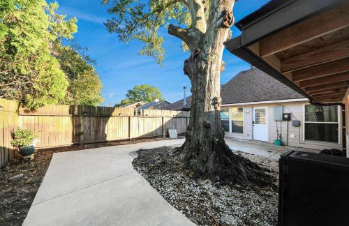 Stylish Katy Retreat 4BR Sleeps 10 Outdoor Escapre - Foto 32