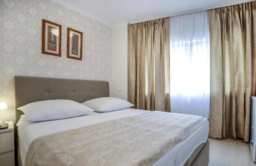 Stylisch und Schick, neue Wohnung, U-Bahn 2 Minuten - Photo 15