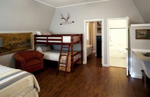 Spacious Vacation Rental for Groups or Events with Sauna and Hot Tub in Athol, Idaho - Photo 15