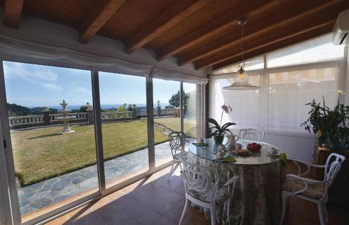 Lovely Home In St Cebrià De Vallalta - Foto 25