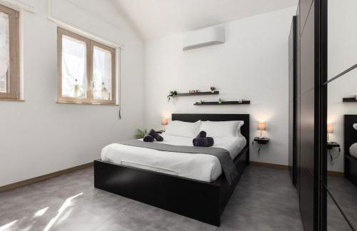 8Min Airport Orio Al Serio - Attico Lusso e Terrazza - Photo 3