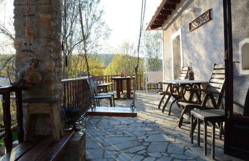 Giorgos' & Noula's Cottage in Desfina village- near Delphi - Foto 5