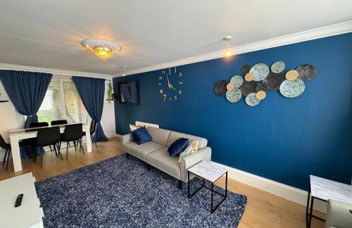 Modern & Spacious 3BR House Bracknell - Berkshire - Photo 50