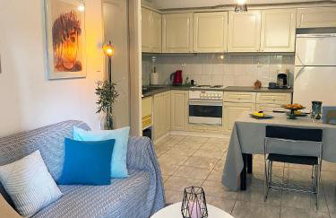 Garden Apartment with BBQ in the Athenian Riviera - Photo 4