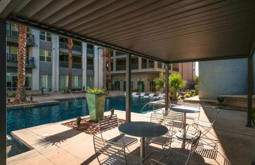 Relaxing 2BR-Southtown Near Rvrwalk, Dome & Conv - Foto 49