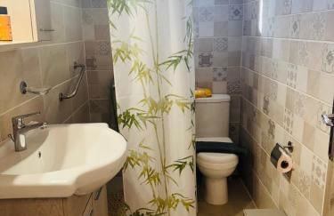 Mani Spot Nezoulas - Photo 20