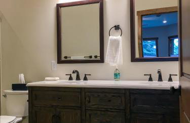 Lakefront Home 4 Bedroom 4 Bath Sleeps 12 - Foto 44