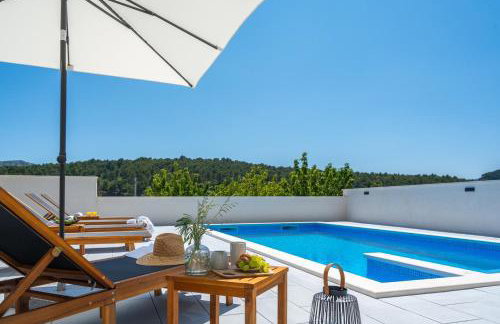 3-bedroom villa Pera with heated pool, 7km from beach - Foto 3