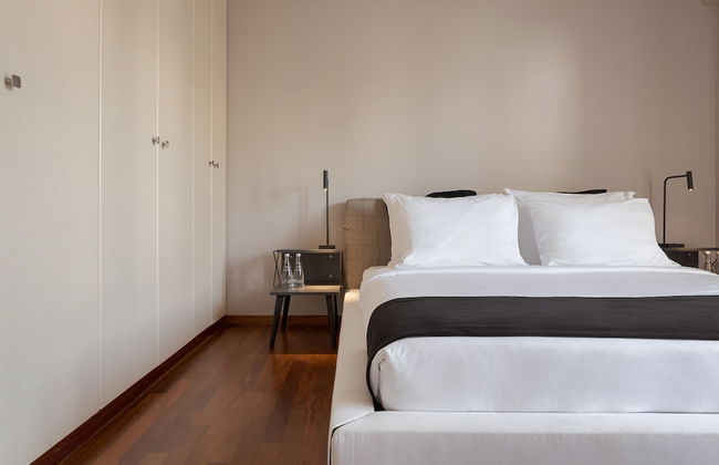 Athenian Grand Riviera Villa - Photo 18