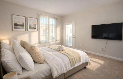 Marina Del Rey Beach Retreat w Hot Tub, Billiards & Grill - Foto 12