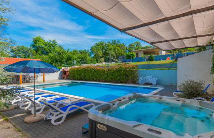 Villa Elena - Makarska by Villas Guide - Foto 2