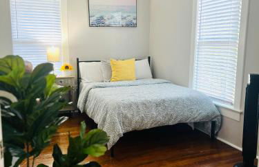 Spacious 6BR Home - Near Top Attractions - Photo 24