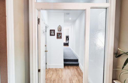 Stylish & Modern 2BR Flat nr Nottingham City Centre - Foto 2