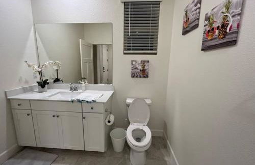 Brand-New, Beautiful & Stylish Home in Sacramento! - Foto 27