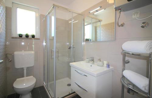 Apartment Lorena with pool - Foto 17