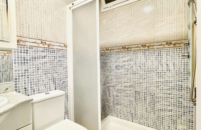 Sea View Escape in La Garrofa - Photo 15