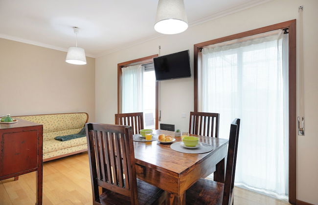 Espinho Retreat with Balcony - Foto 25