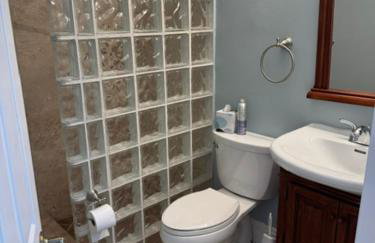 Spacious Naples Lakefront Pool Home Minutes from Downtown! - Foto 23