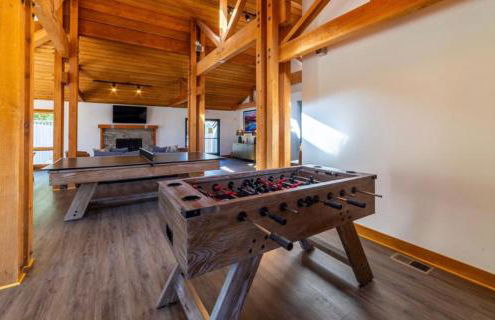 Newly Built Updated 3 Bed 2 and a half bath Creekhouse at Snowcrk Resort 1463 Amazing Mountain Views - Photo 5