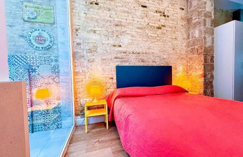 Loft independiente con Piscina compartida en Centro de Valencia - Photo 8