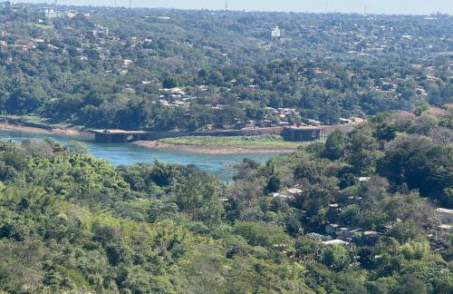 Apto climatizado com 2 dormitórios em Foz de Iguaçu no centro próximo às Cataratas do Iguaçu - Photo 3